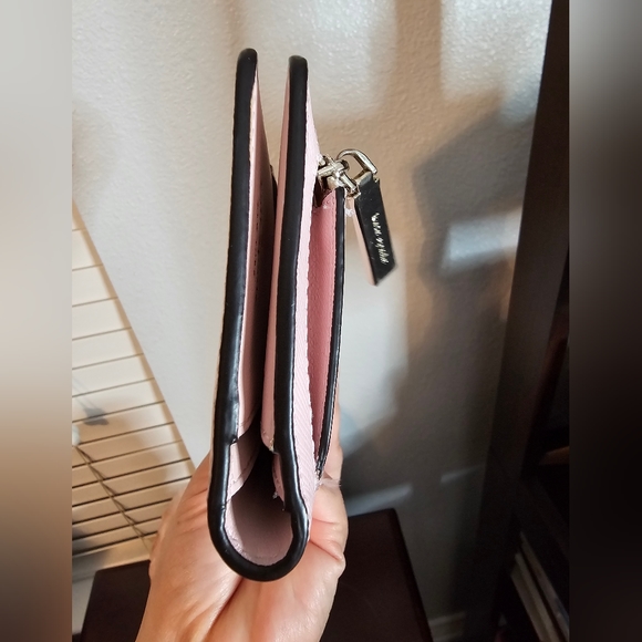 Kate Spade Leather Wallet in Chalk Pink NWOT - Picture 13 of 16